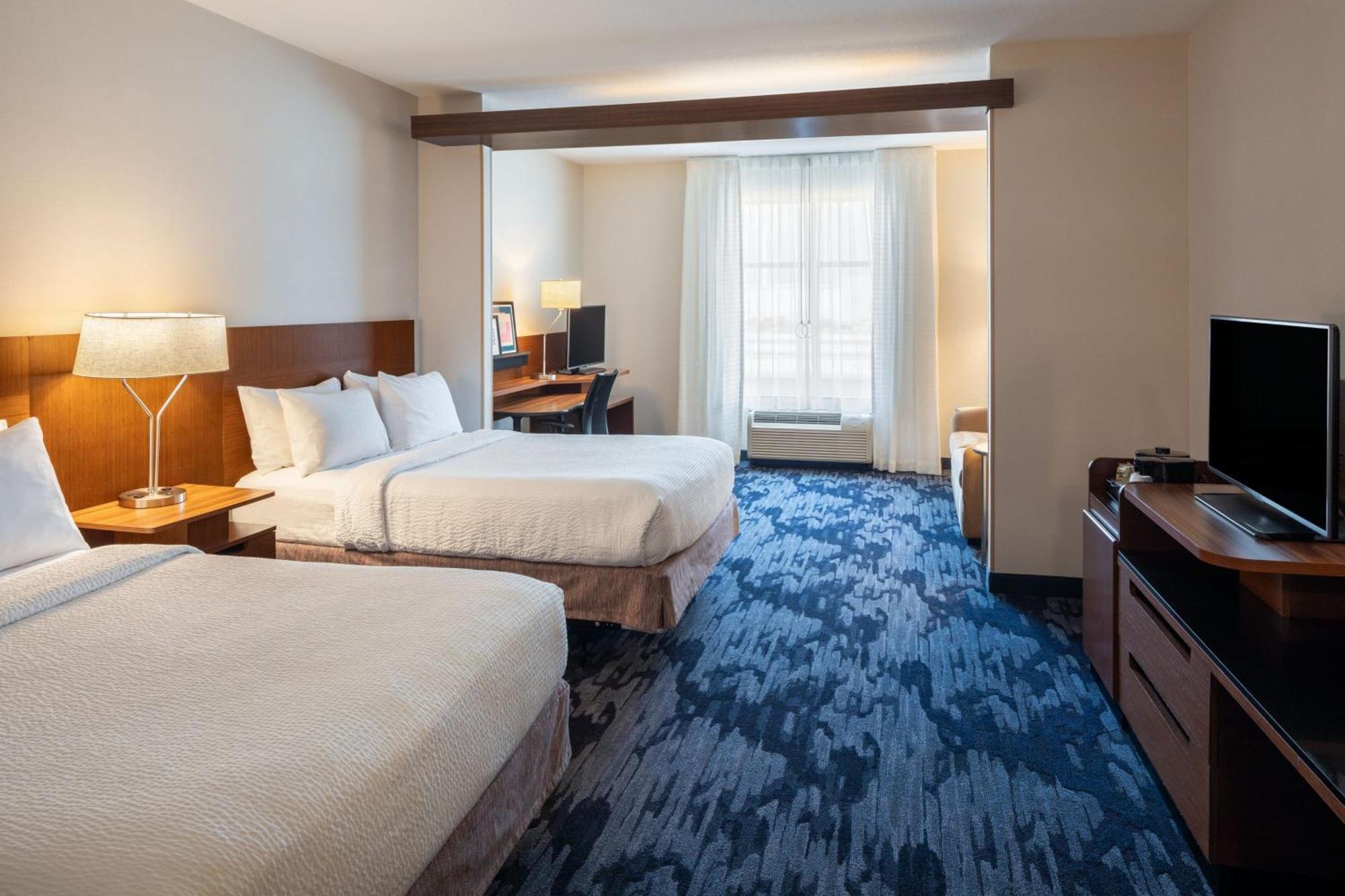 Hotel Fairfield & By Marriott Columbus 3*