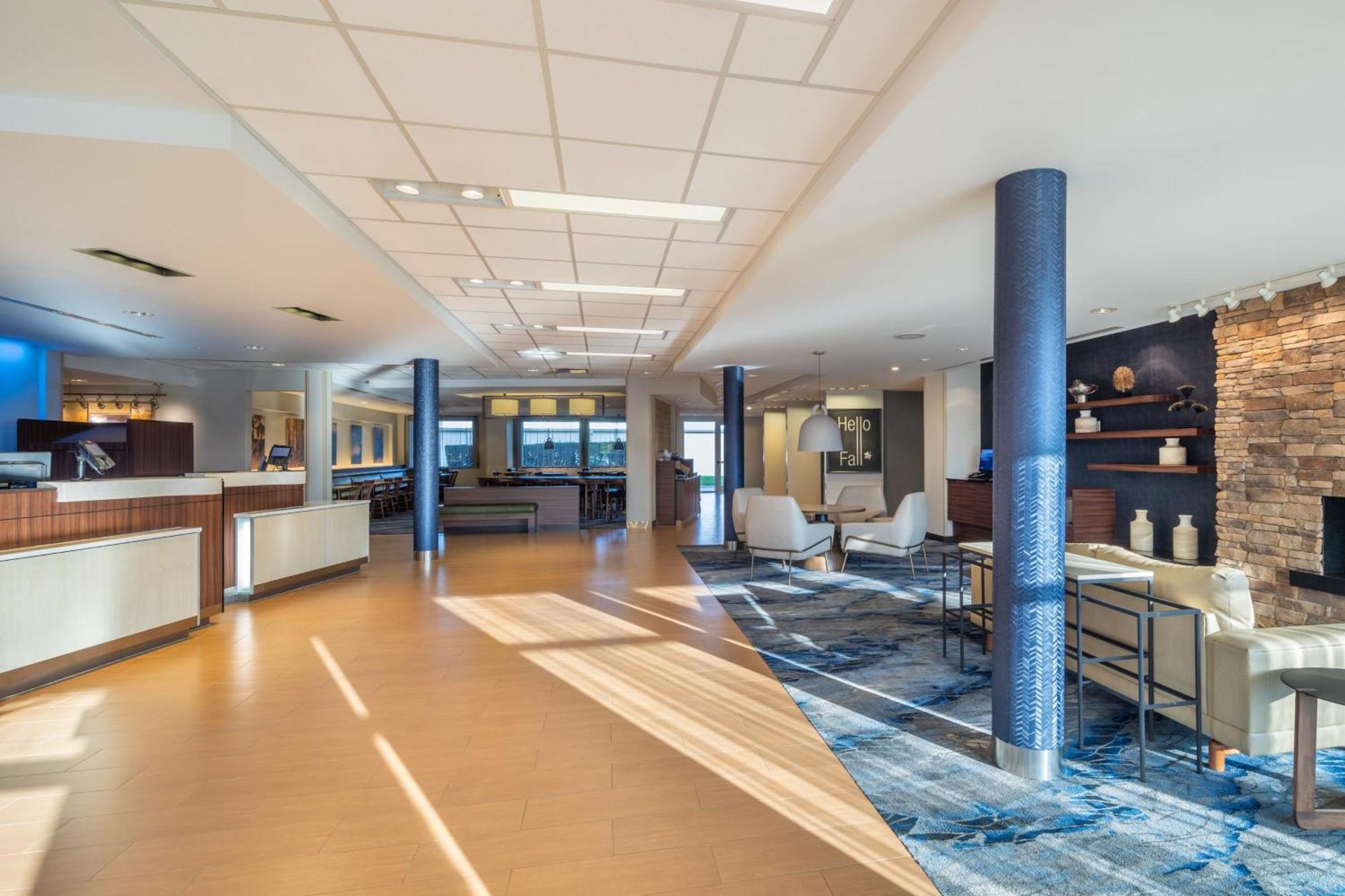 Hotel Fairfield & By Marriott Columbus Dublin